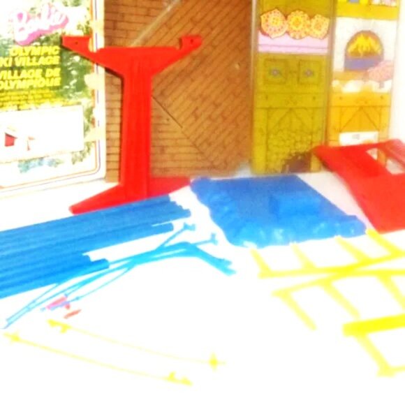 Rare 1974 Barbie SKI RESORT Vintage Barbie SKI VILLAGE #7412 CANADA Pretend Play - Picture 4 of 7